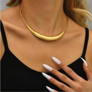 Chunky Gold Collar Choker Necklace